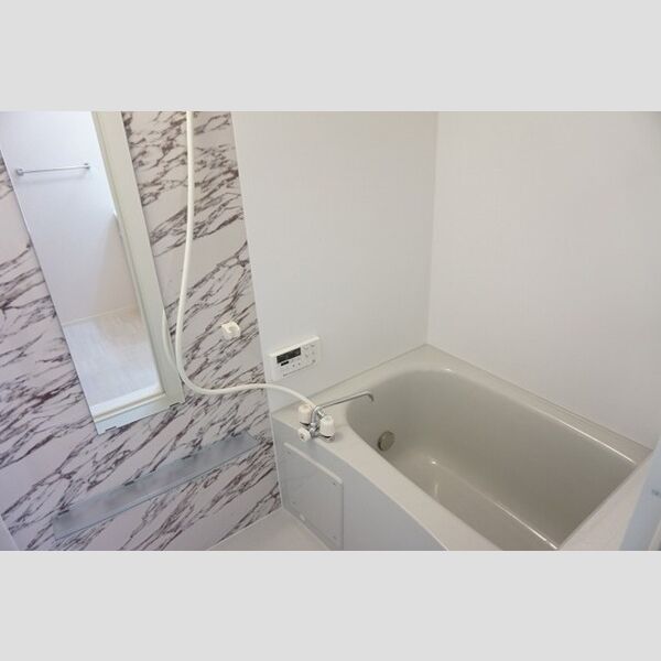 バス (浴室)