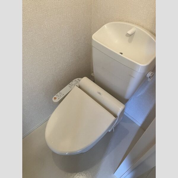 トイレ (温水洗浄暖房便座)