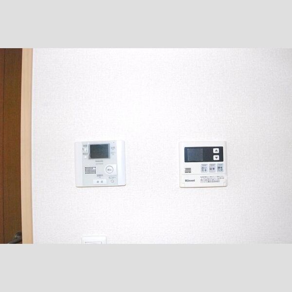 その他設備 (TVインターホン・追い焚き給湯)