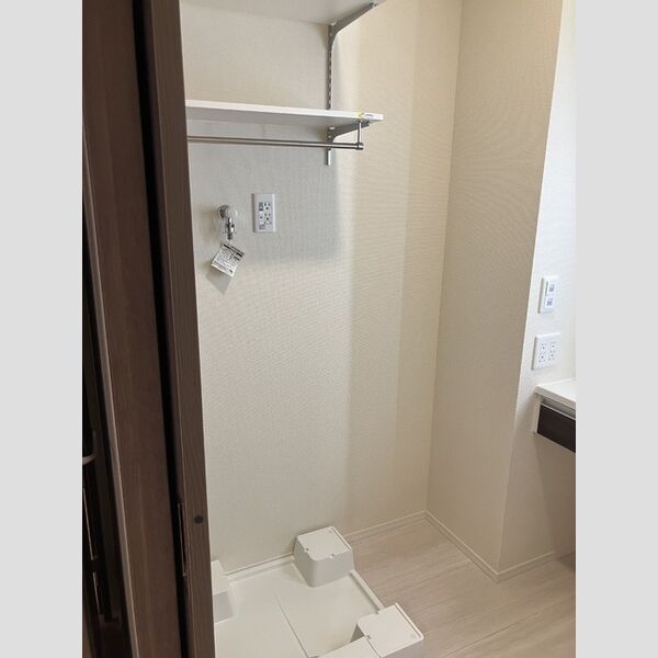 洗面所 (室内洗濯機置き場)