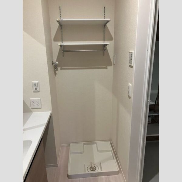 その他 (洗濯機置き場)