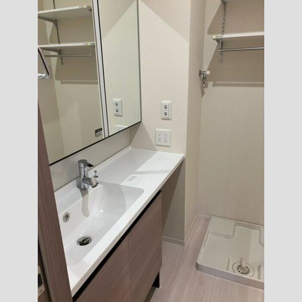 洗面所 (洗髪洗面化粧台)