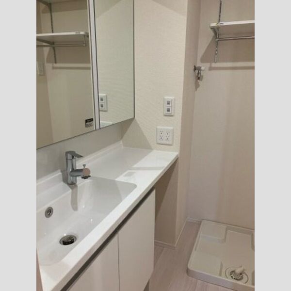 洗面所 (洗髪洗面化粧台)