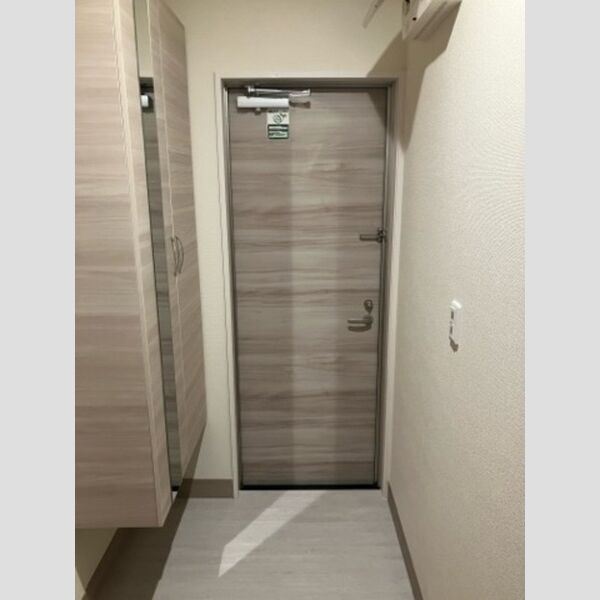 玄関 (玄関)