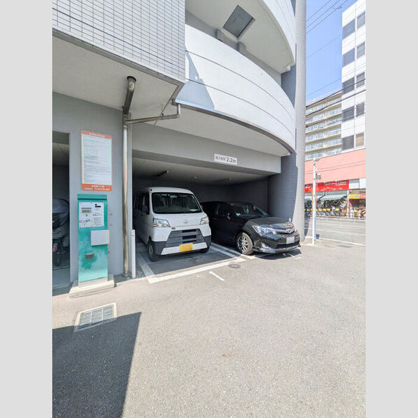 駐車場 (駐車場)