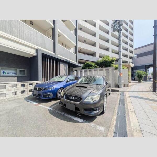 駐車場 (駐車場)