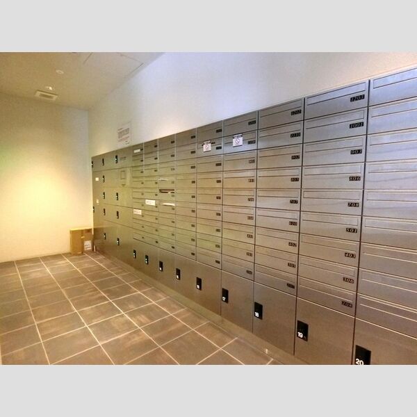 現地周辺 (ポスト)