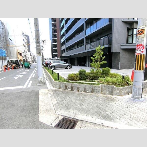 駐車場 (駐車場)