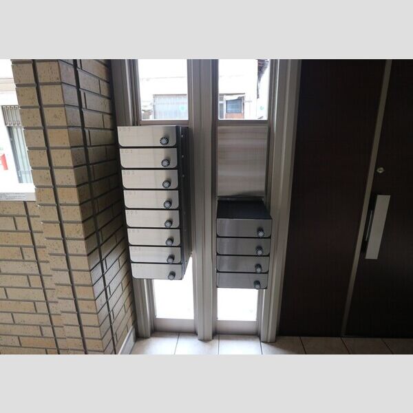 現地周辺 (郵便ポスト)