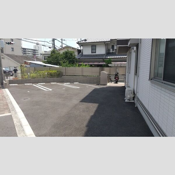 駐車場 (駐車場)