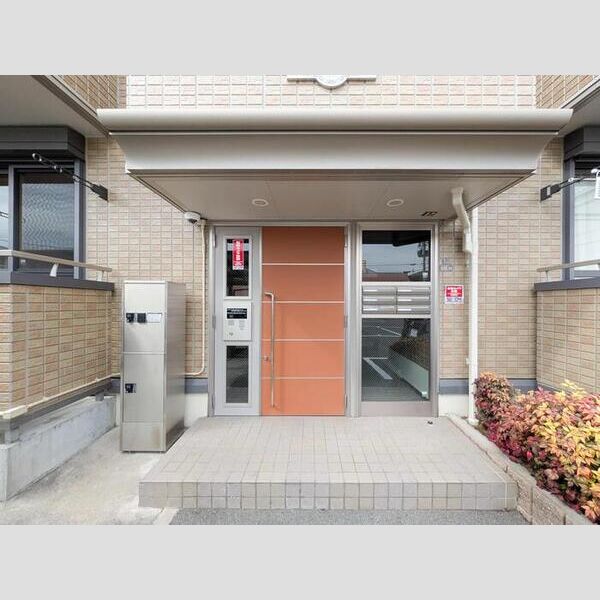 エントランス (エントランス)