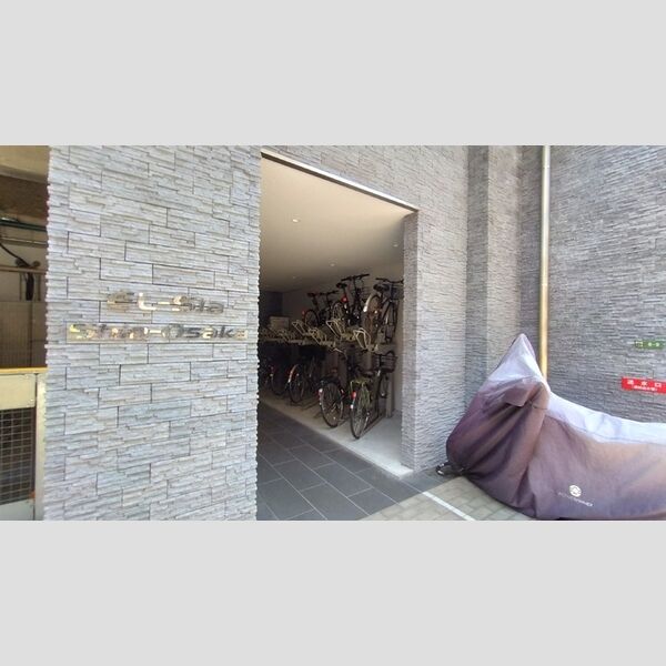 エントランス (エントランス)