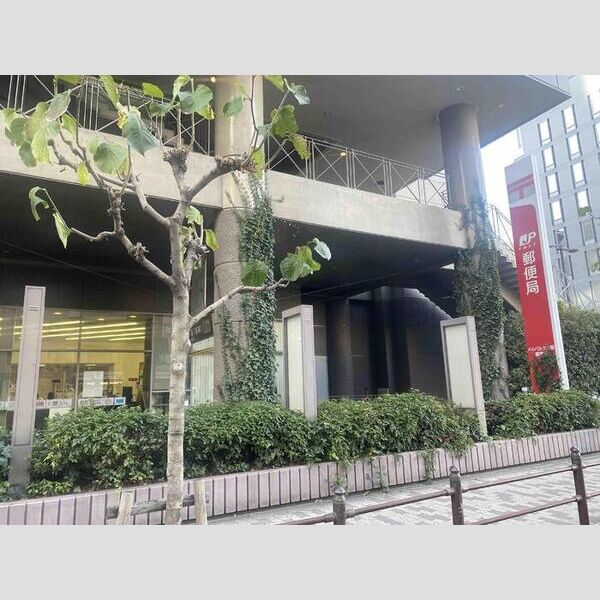 現地周辺 (メルパルク大阪郵便局(639m))