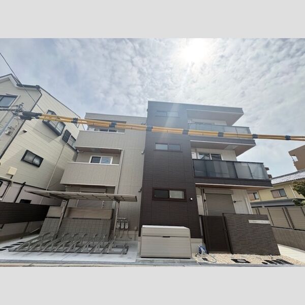 建物外観 (外観写真)