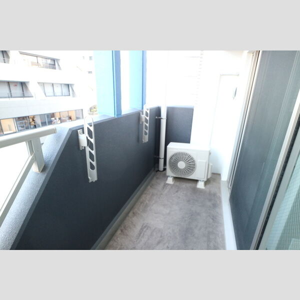 バルコニー・ベランダ (バルコニー)