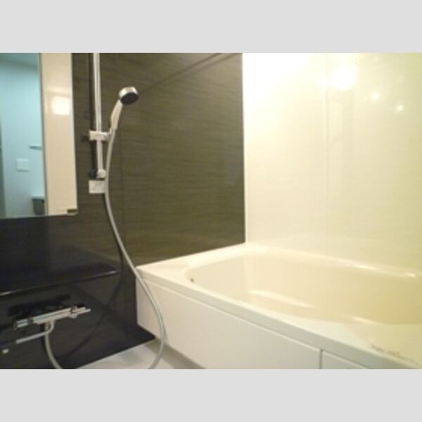 バス (お風呂は浴室乾燥機能付♪)