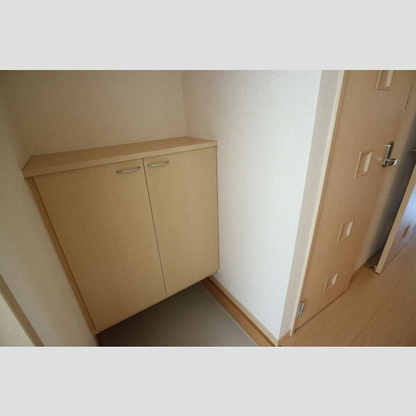 玄関 (玄関(シューズボックス))