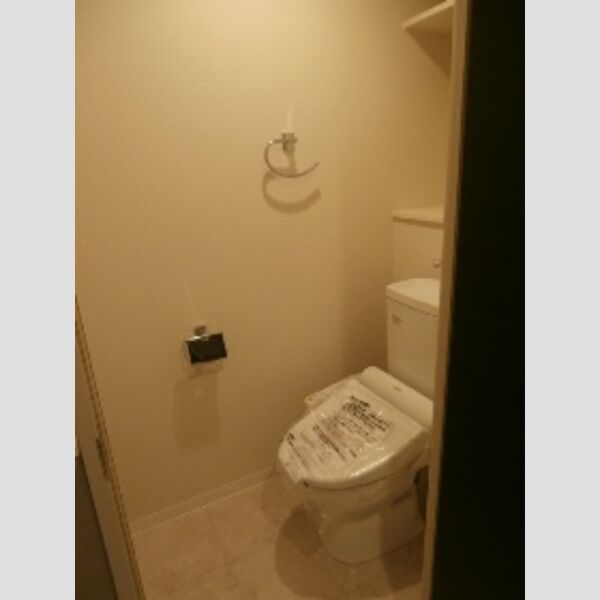 トイレ (温水洗浄暖房便座)