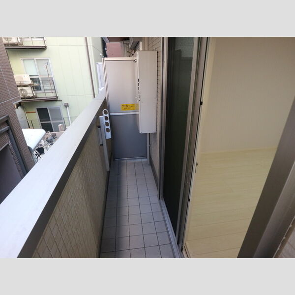 バルコニー・ベランダ (バルコニー)