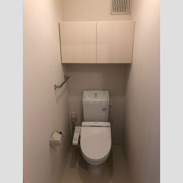 トイレ (温水洗浄暖房便座)