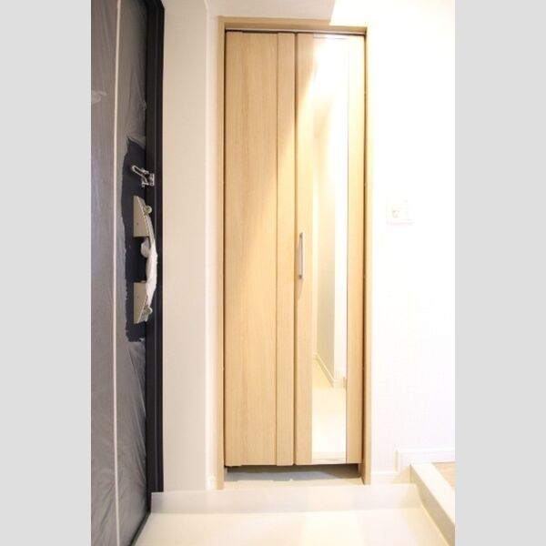 玄関 (シューズボックス)