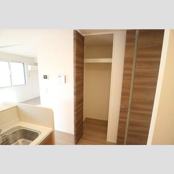 収納 (クローゼット)