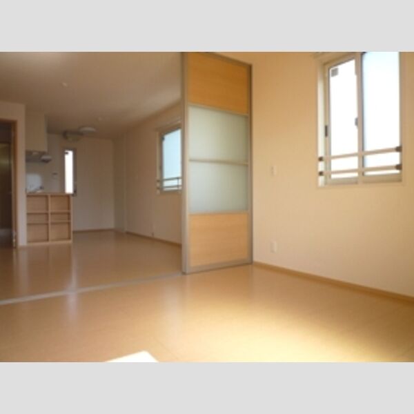 その他 (お部屋の雰囲気です★室内物干しが付いてます♪)