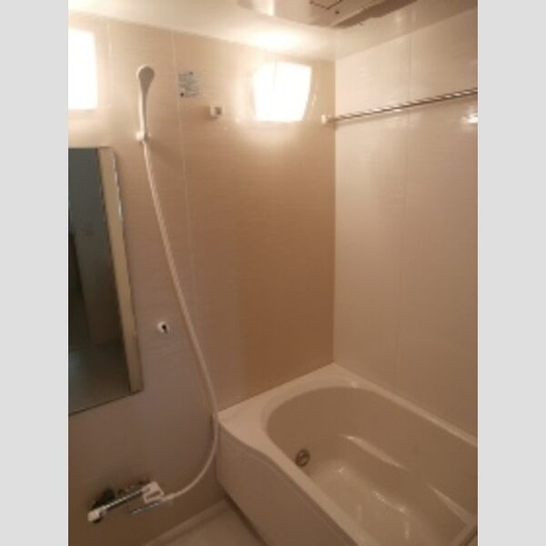 バス (お風呂は浴室乾燥機付きです♪)