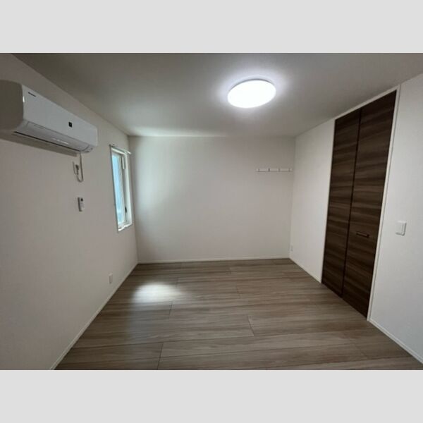 その他 (洋室(西側))