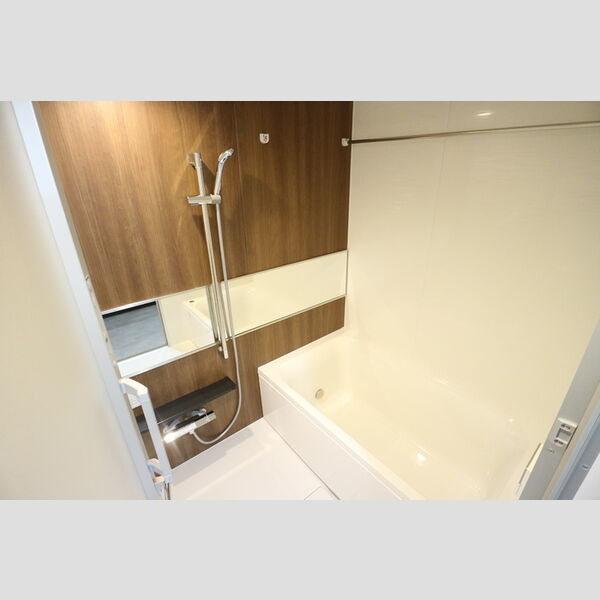 バス (浴室乾燥機)