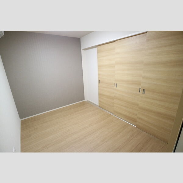 その他 (洋室　西側)