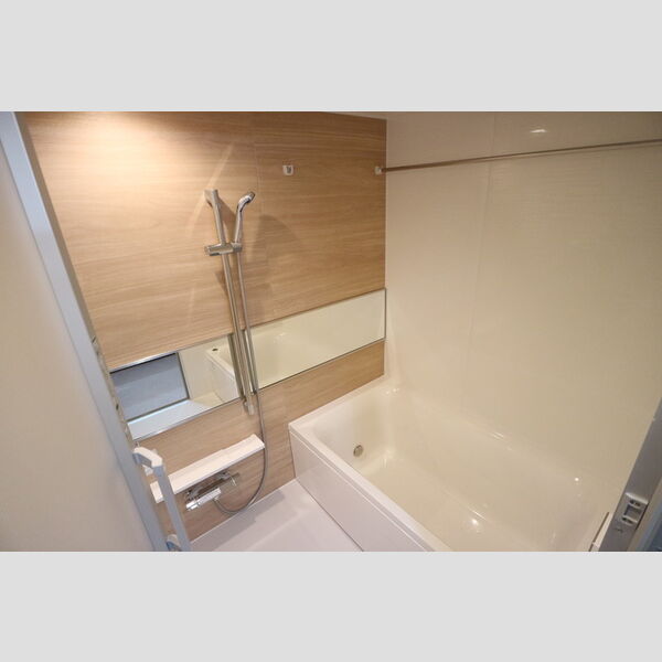 バス (浴室)