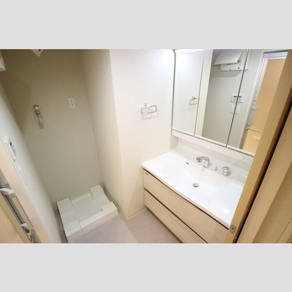 洗面所 (洗面室)