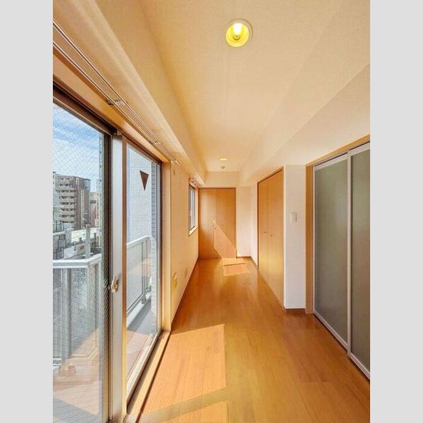 その他 (洋室)