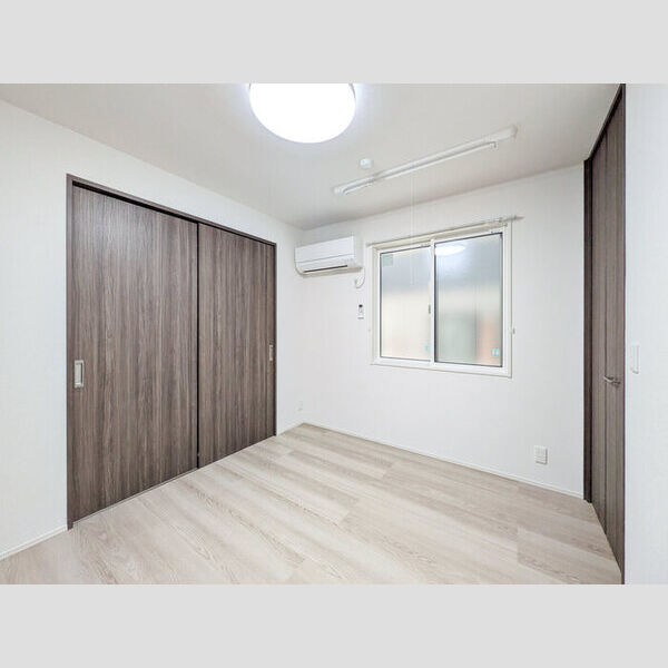 その他 (洋室)