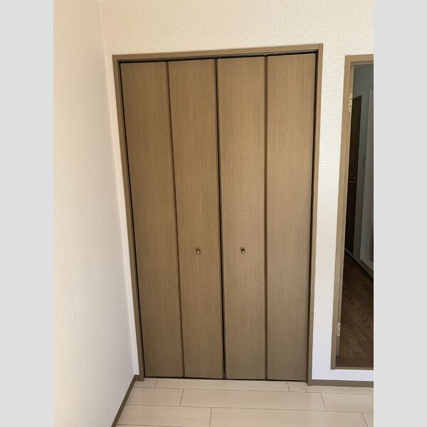 その他 (クローゼット)