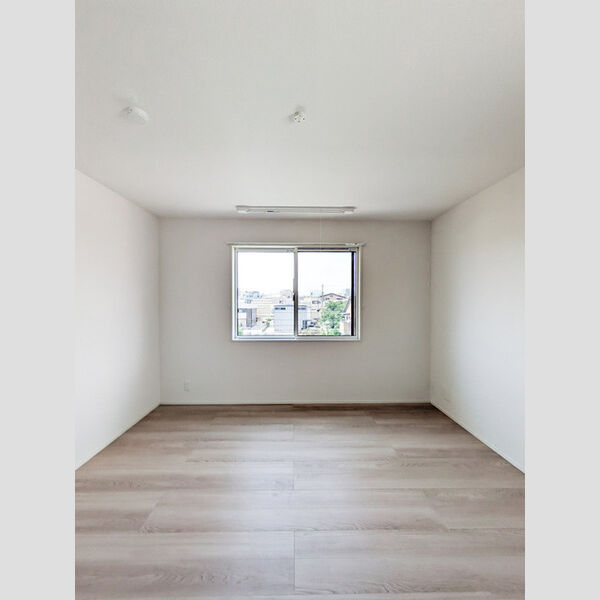 その他 (洋室)
