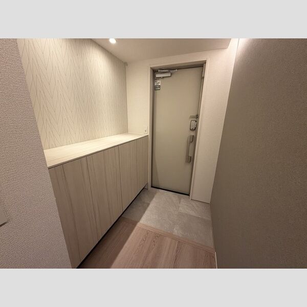 玄関 (玄関)