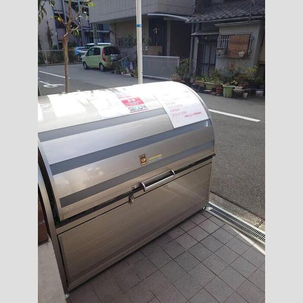 現地周辺 (ゴミ置き場)