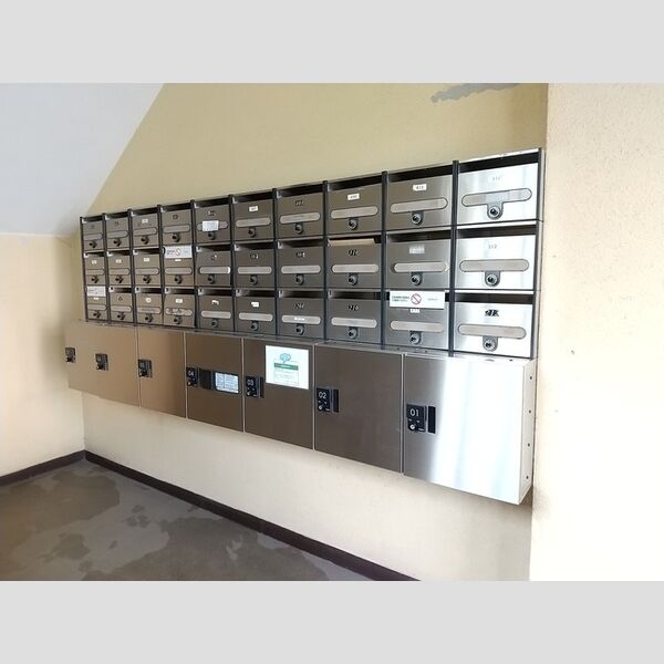 現地周辺 (ポスト)