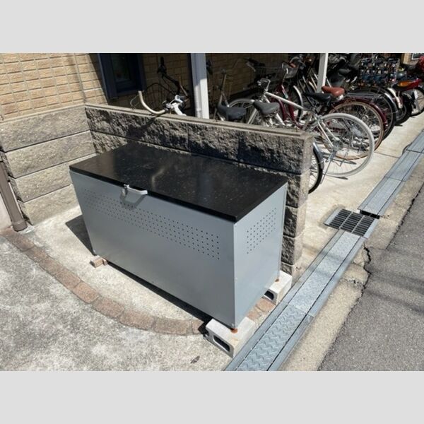 現地周辺 (ゴミ置き場)