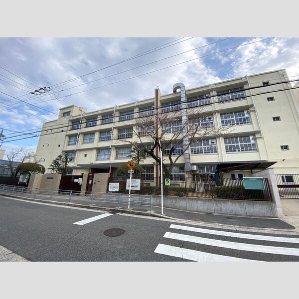 現地周辺 (市立喜連東小学校(467m))