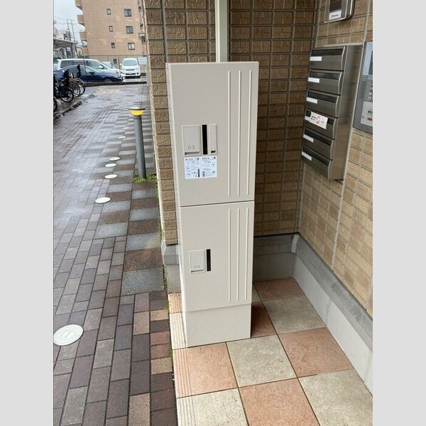 現地周辺 (宅配ボックス)