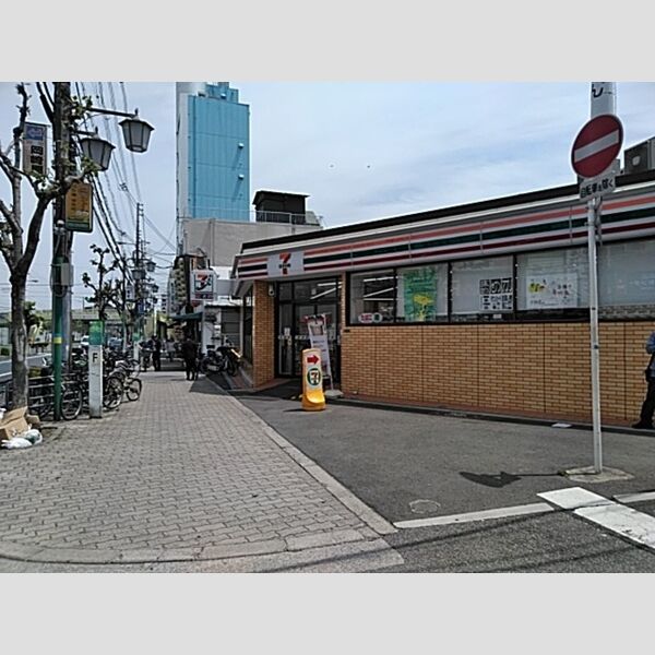 現地周辺 (セブンイレブン大阪西田辺駅東店250m)