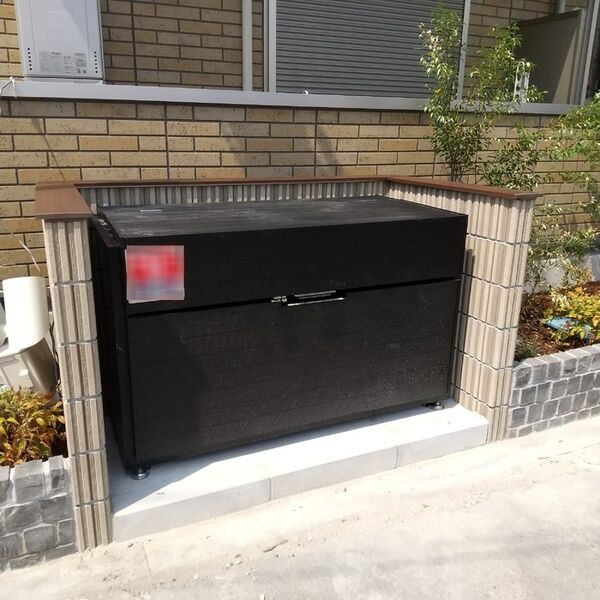 現地周辺 (ダストボックス(週6回回収))