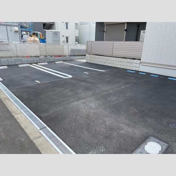 駐車場 (駐車場)