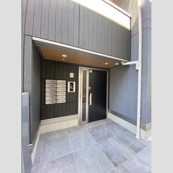 エントランス (エントランス)