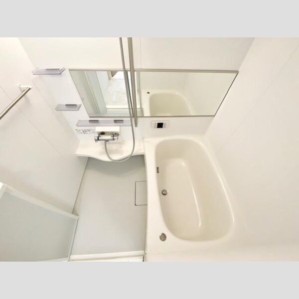 バス (追い焚き機能付き給湯)