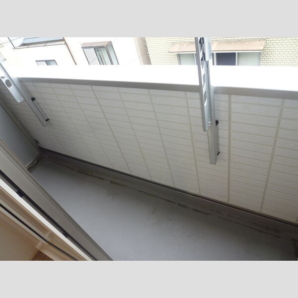 バルコニー・ベランダ (バルコニー)