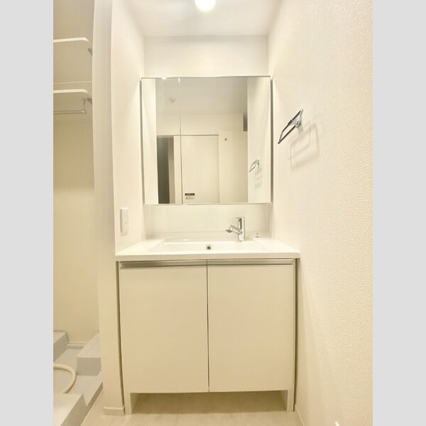 洗面所 (洗髪洗面化粧台)